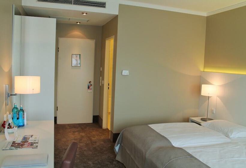 Номер Deluxe, Relexa Hotel Airport Düsseldorf/ratingen