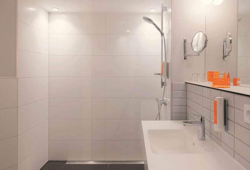 Люкс, Vienna House Easy By Wyndham Leipzig