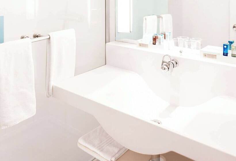 Номер Executive, Novotel Belfort Centre Atria