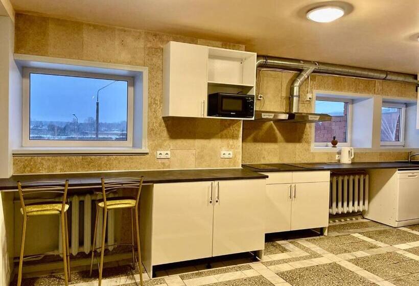 اتاق لوکس, Riverside Motel Jelgava