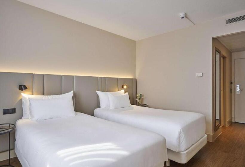 اتاق استاندارد, NH Frankfurt Airport
