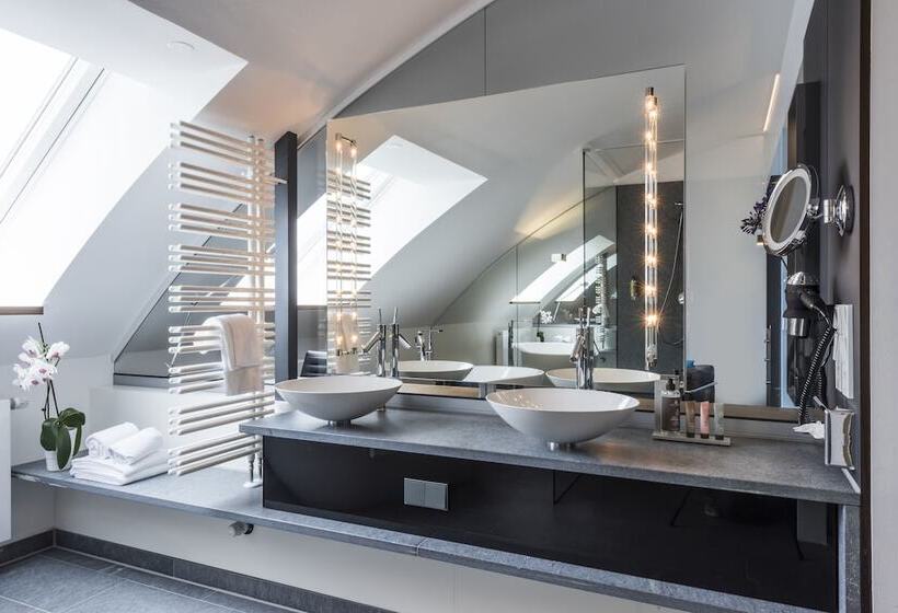 سوئیت با چشم‌انداز, Seehotel Friedrichshafen