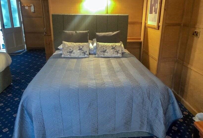 Семейный Номер, The Hoops Inn & Country