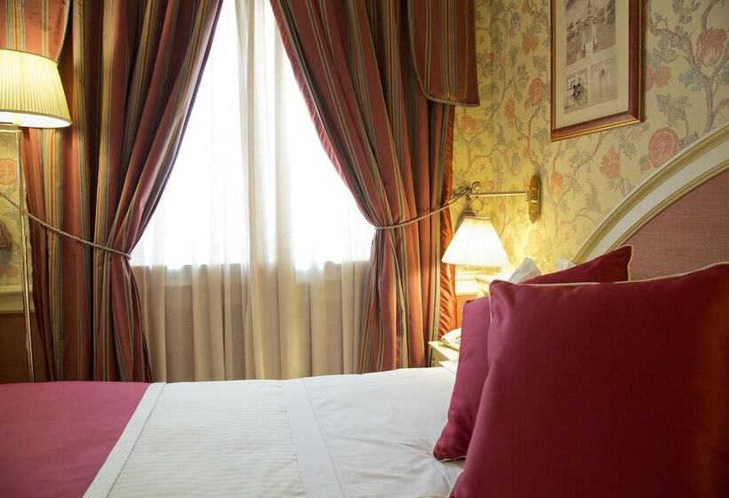 سوییت جونیور, Milano Regency