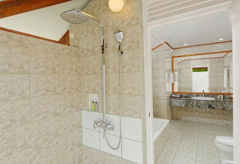 ویلای لوکس 1 خوابه, Villa Park Sun Island Resort