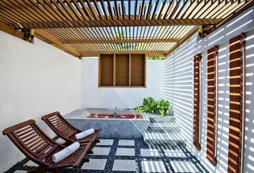 ویلای لوکس 1 خوابه, Villa Park Sun Island Resort