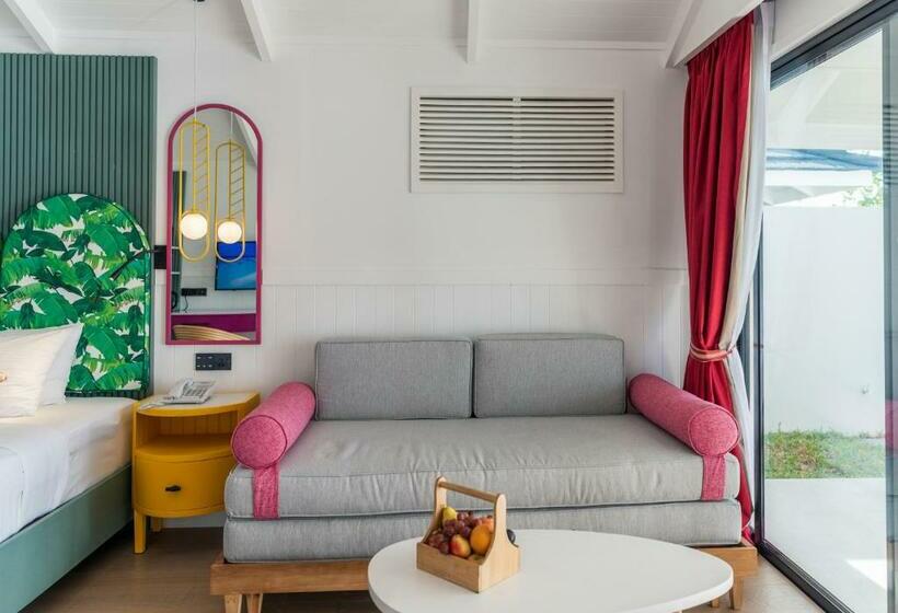 ویلای یک اتاق خوابه با استخر شنا, Villa Park Sun Island Resort