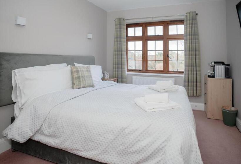Номер Стандарт, Tottington Manor