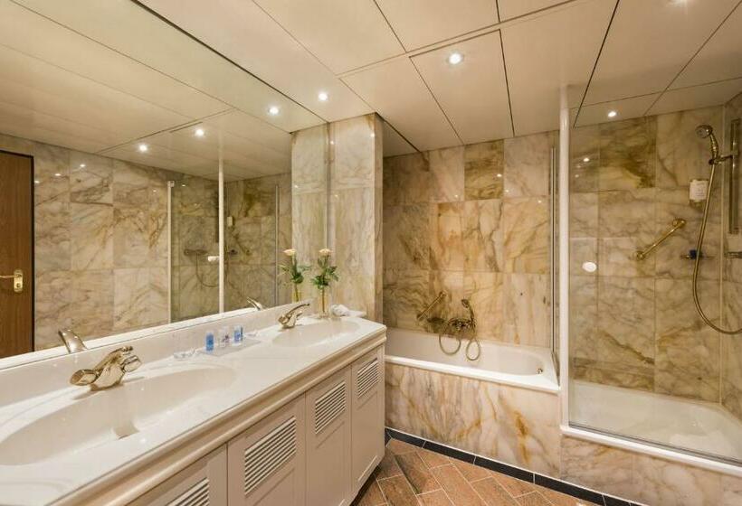 سوئیت کلاسیک, Maritim Hotel Stuttgart
