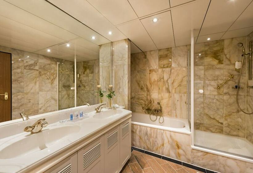 سوئیت کلاسیک, Maritim Hotel Stuttgart