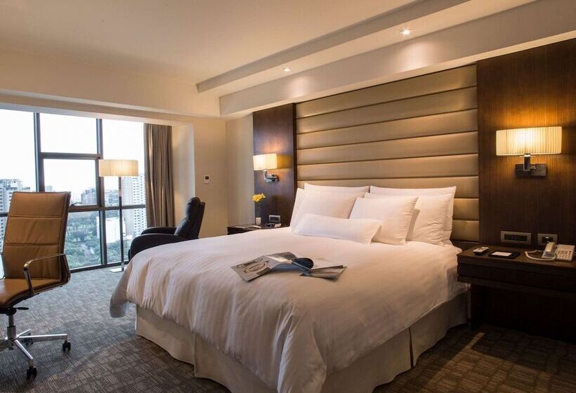 اتاق اجرایی, Swissotel Lima