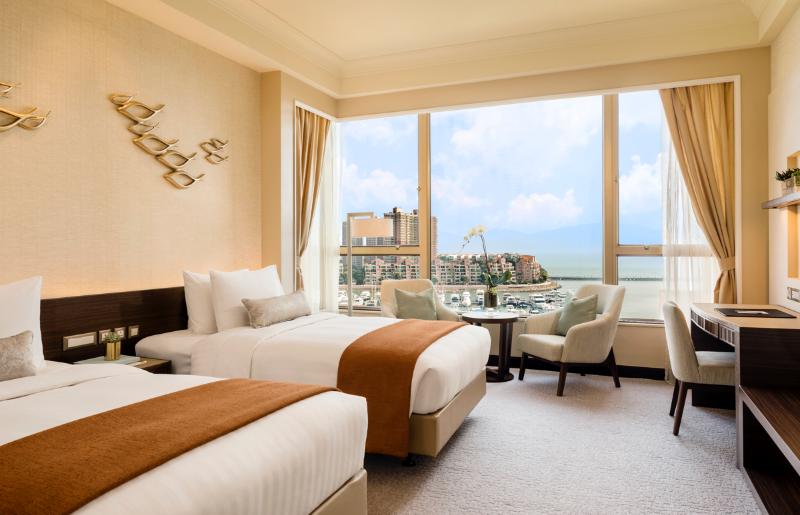 اتاق لوکس با چشم‌انداز دریا, Hong Kong Gold Coast