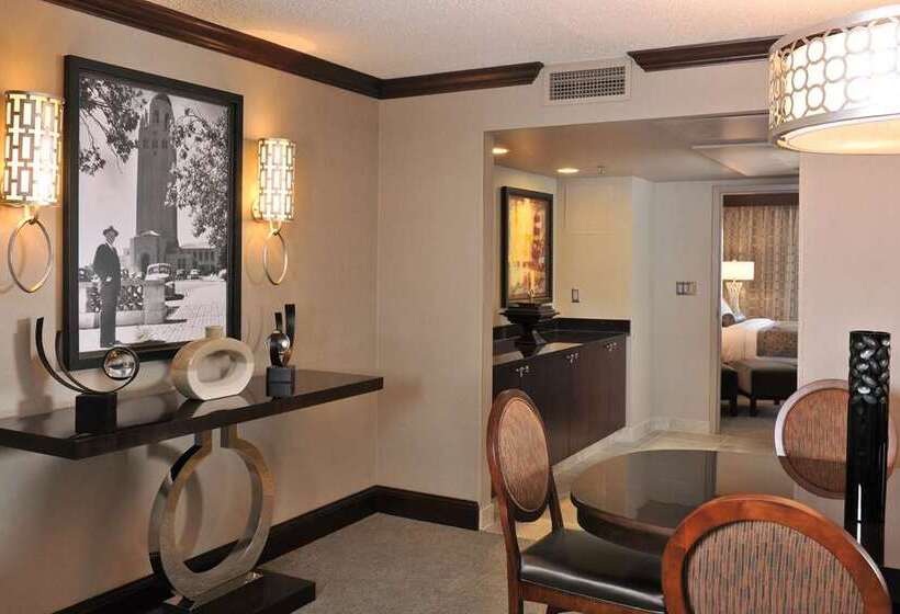 سوییت, Embassy Suites Hotel Charlotte