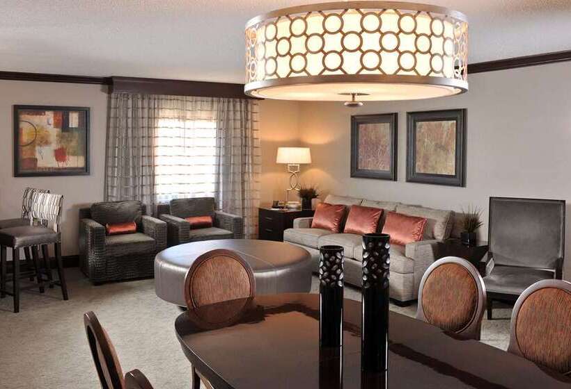 سوییت, Embassy Suites Hotel Charlotte