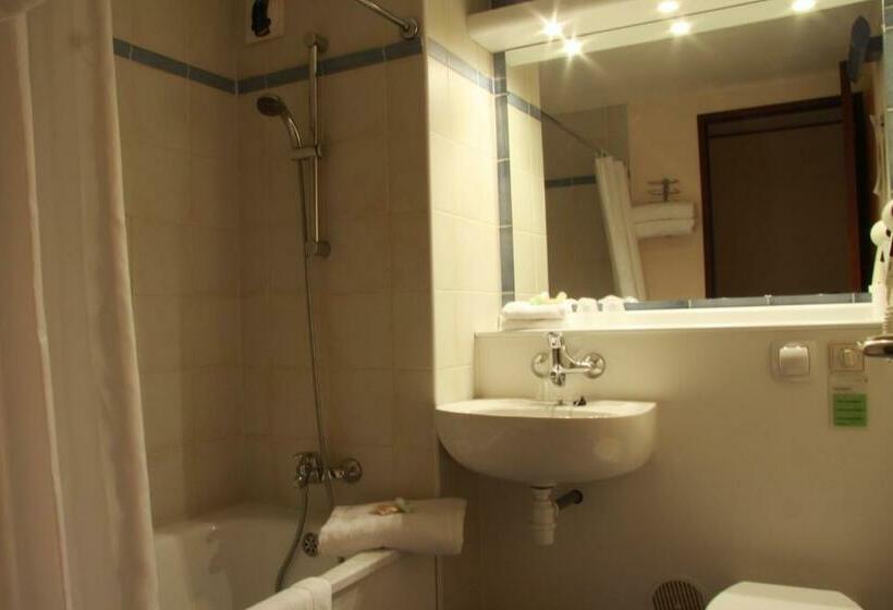 Номер Стандарт, Campanile Hotel & Restaurant Zwolle