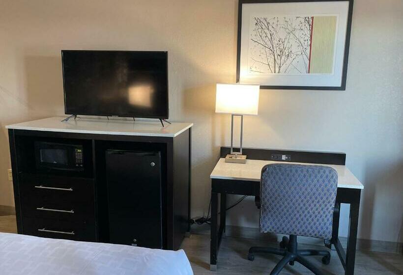 Стандартный Номер Кровать Кинг, Clarion Pointe Atlanta Airport College Park