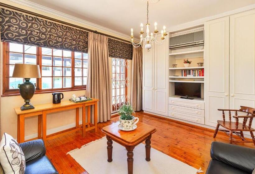 디럭스 룸, King George S Guest House