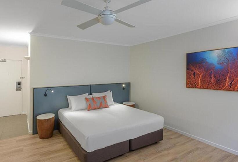 Номер Superior Кровать Кинг, Ramada Resort By Wyndham Port Douglas