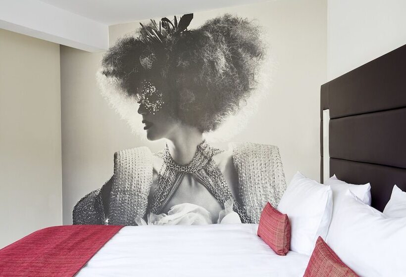 Номер Премиум Вид на Город, Indigo   Dusseldorf   Victoriaplatz, An Ihg