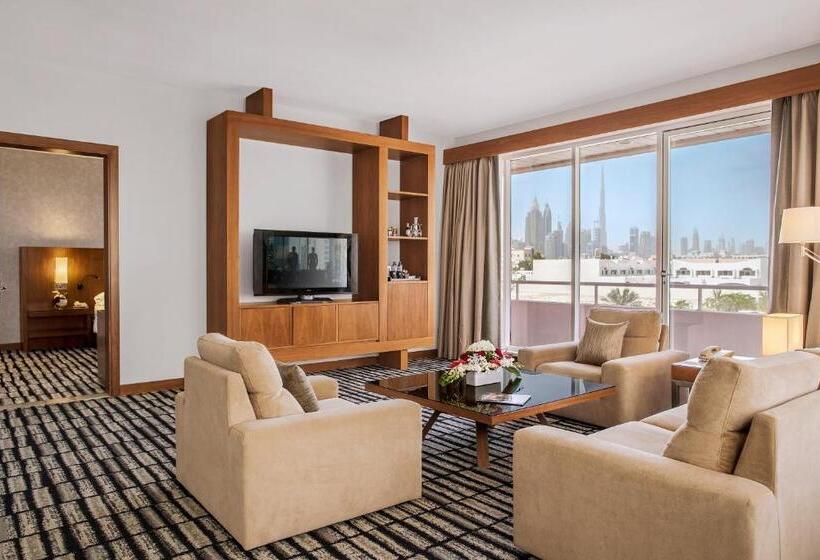 带阳台套房, Jumeira Rotana – Dubai