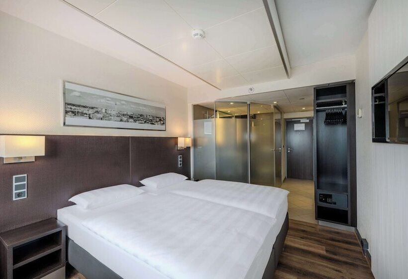 اتاق استاندارد با چشم‌انداز شهر, Park Inn By Radisson Berlin Alexanderplatz