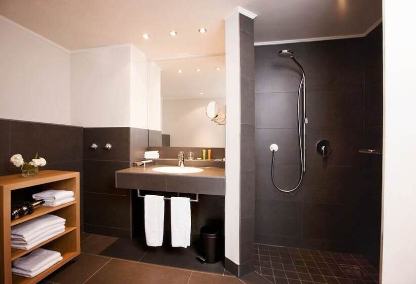 Klassische Suite, Spa & Resort Bachmair Weissach, Luxury Family Resort