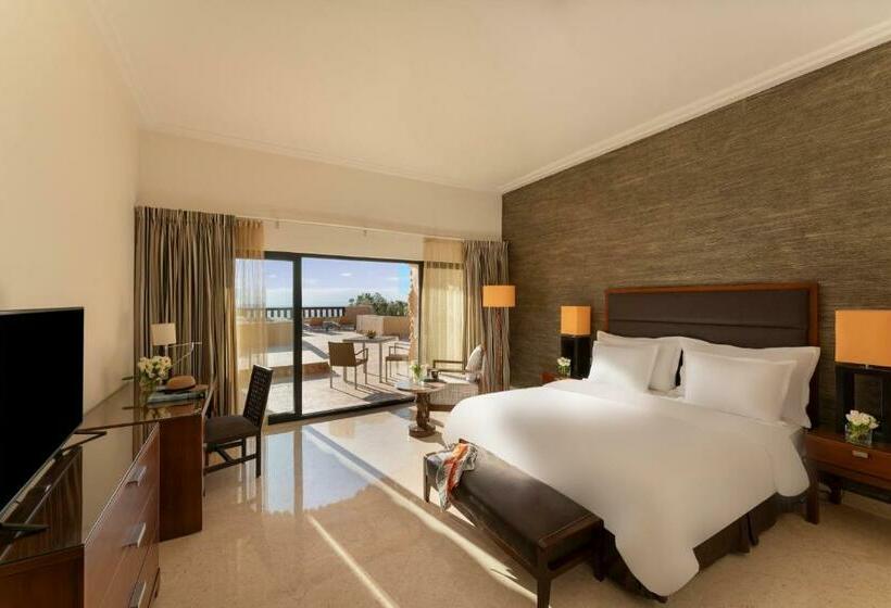 اتاق پرمیوم با چشم‌انداز دریا, Mövenpick Resort & Spa Dead Sea