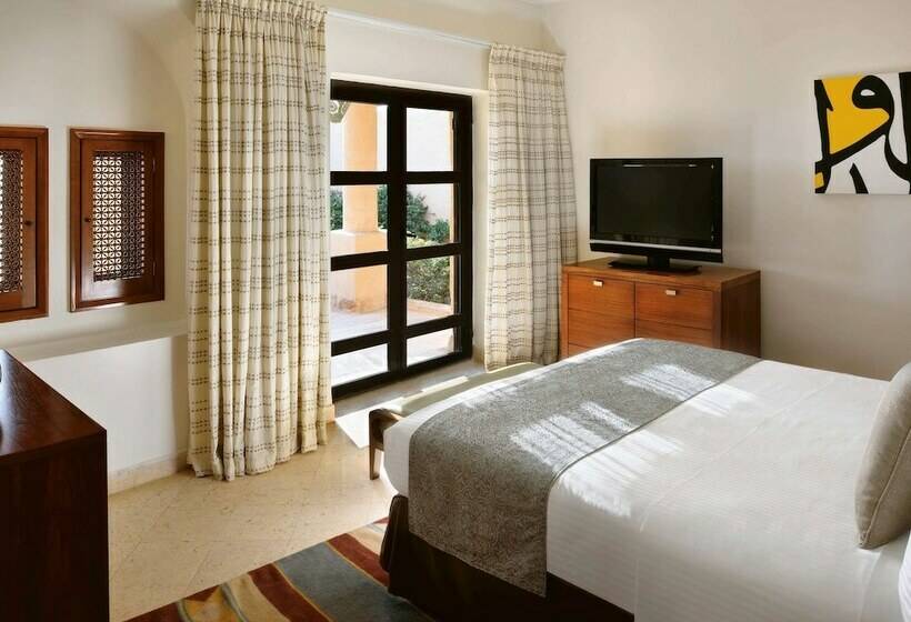 اتاق لوکس, Mövenpick Resort & Spa Dead Sea