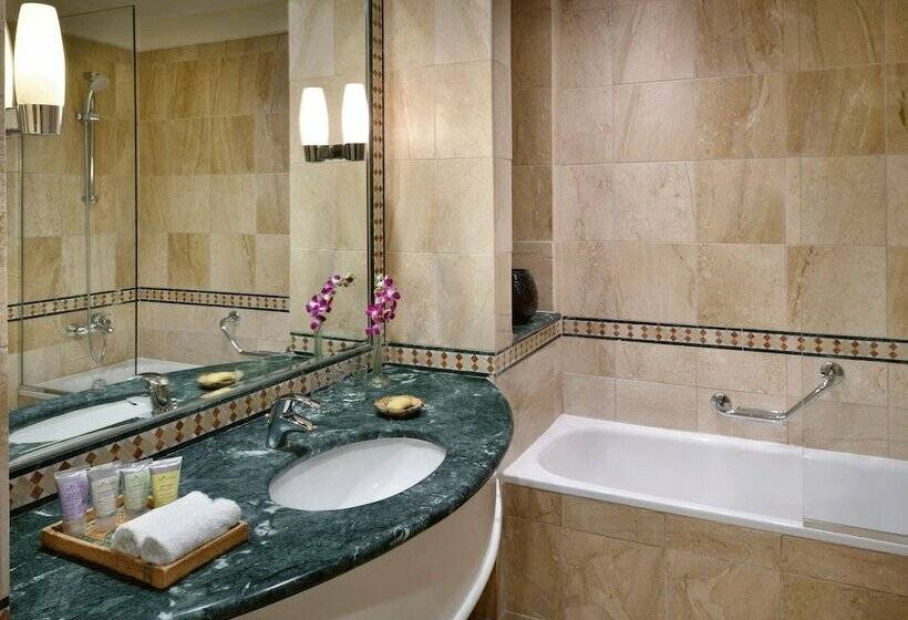 اتاق سوپریور, Mövenpick Resort & Spa Dead Sea