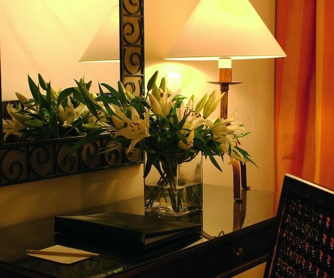 اتاق سوپریور با چشم‌انداز دریا, Mövenpick Resort & Spa Dead Sea