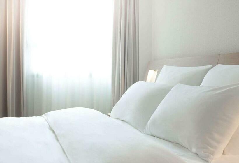 اتاق سوپریور خانوادگی, Novotel Paris Charles De Gaulle Airport