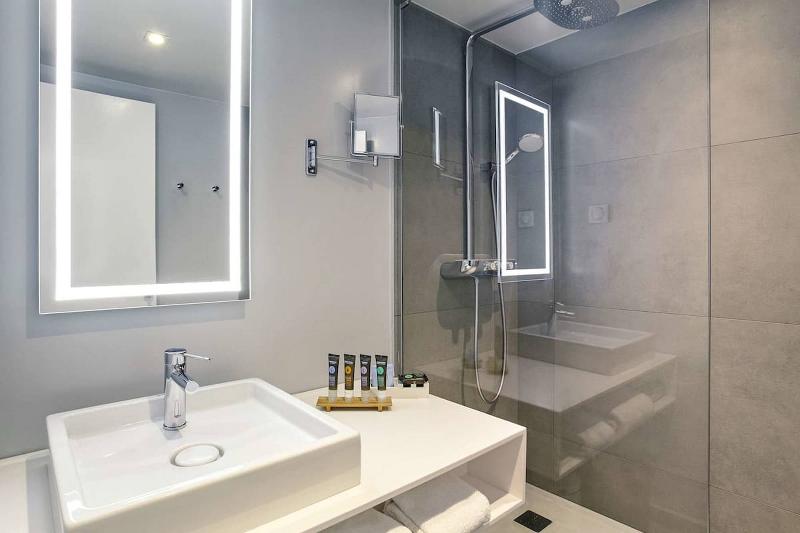 اتاق سوپریور خانوادگی, Novotel Paris Charles De Gaulle Airport
