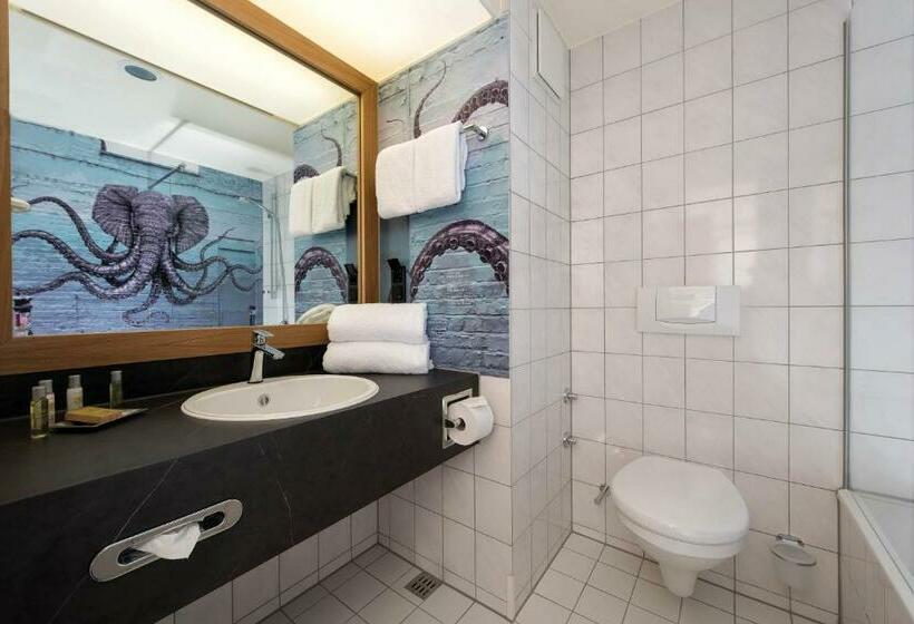 Номер Стандарт, Seminaris Hotel Nürnberg