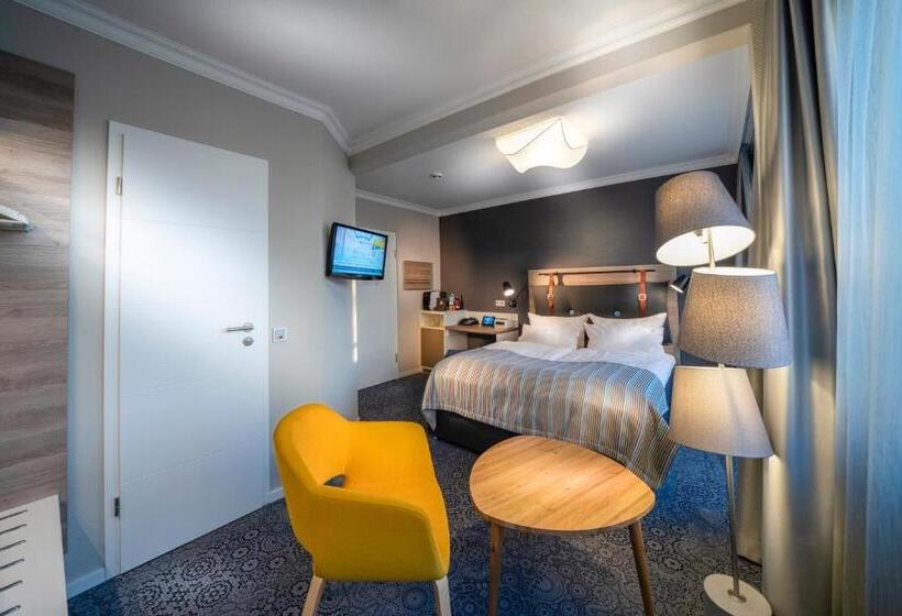 Номер Стандарт Боковой Вид на Море, Strandhotel Duhnen
