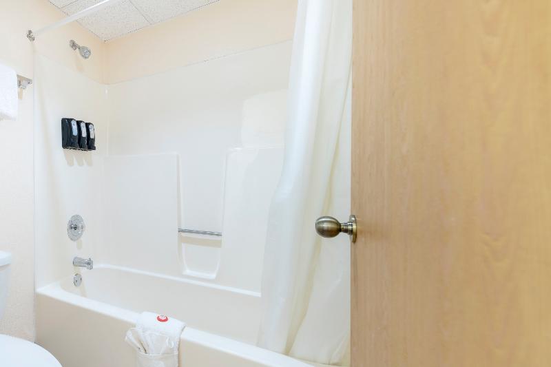 Стандартный Номер Кровать Кинг, Days Inn Airport