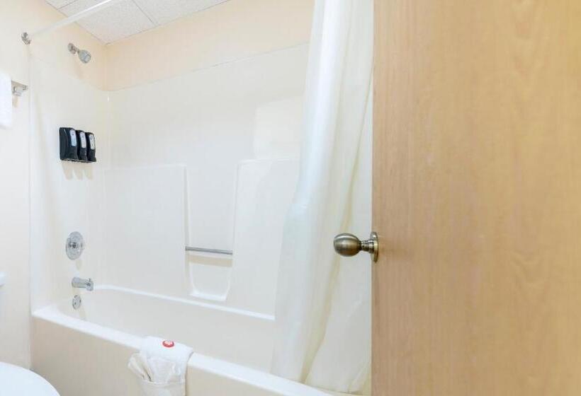 Стандартный Номер Кровать Кинг, Days Inn Airport