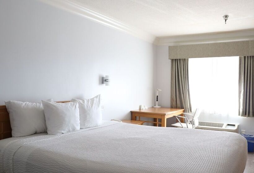 Номер Superior, Days Inn By Wyndham Near City Of Hope