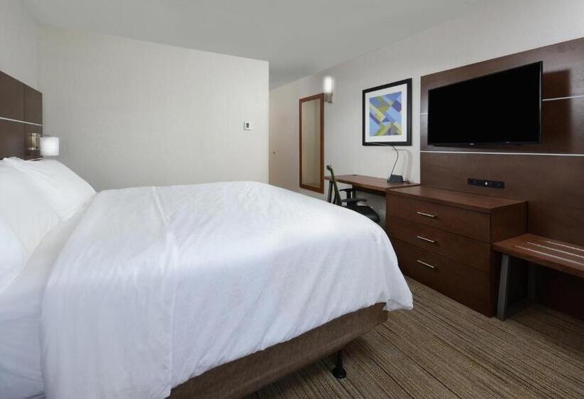 带大床的标准间, Holiday Inn Express Danville, An Ihg