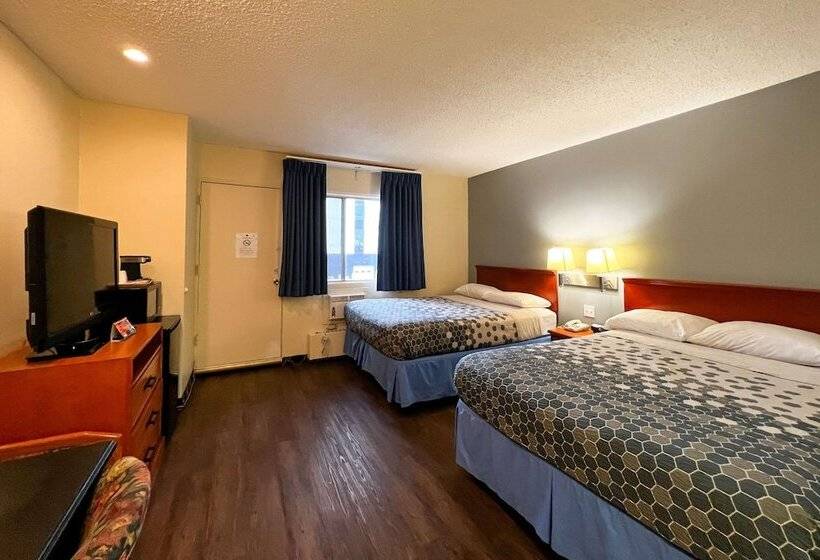 ２ダブルベッドのスタンダードルーム, Econo Lodge Motel Village