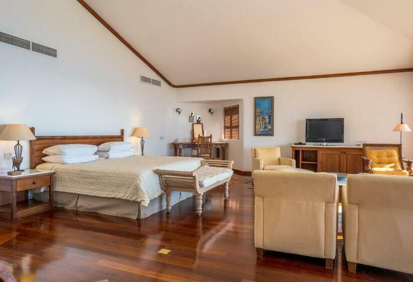 Королевский Люкс, Coral Beach Hotel & Resort Cyprus
