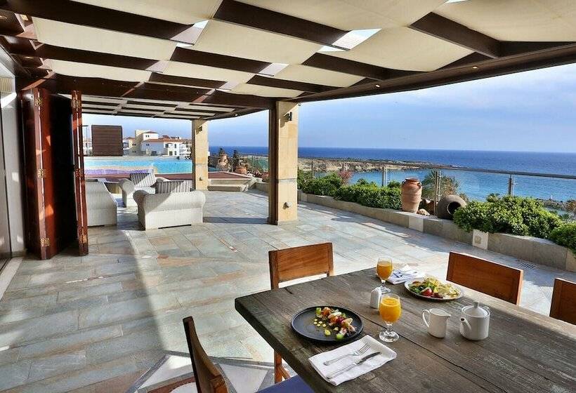 Королевский Люкс, Coral Beach Hotel & Resort Cyprus