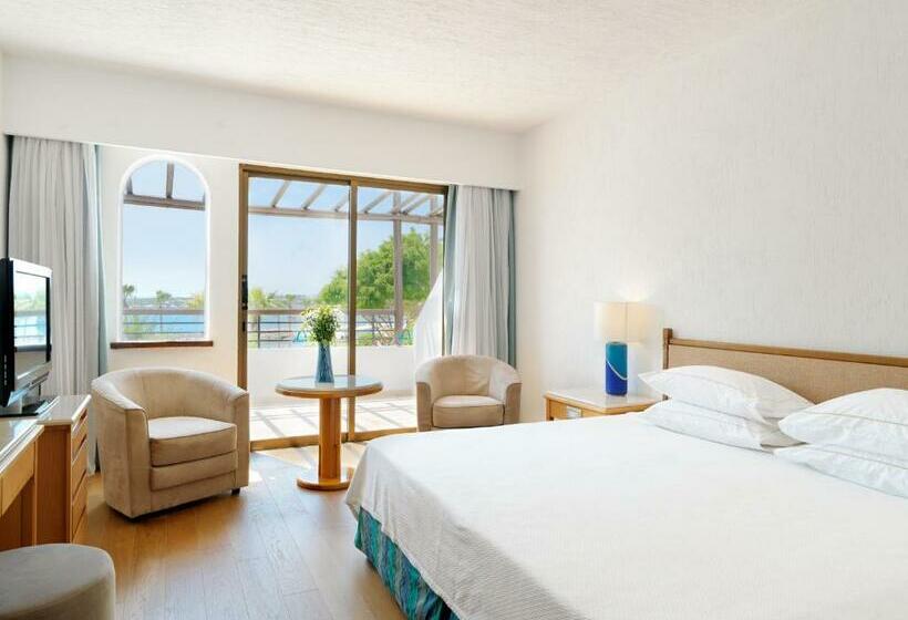 Президентский Люкс, Coral Beach Hotel & Resort Cyprus