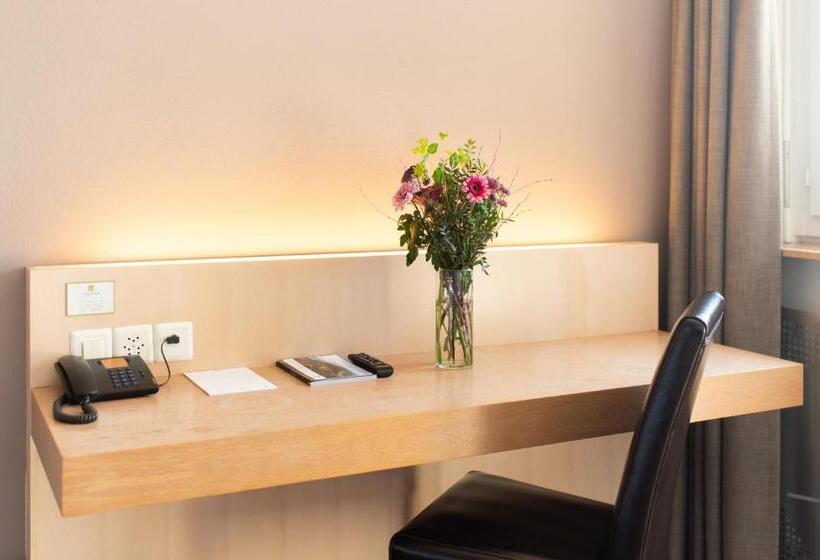 스탠다드 룸 산 전망, Uto Kulm Car Free Hideaway In Zurich