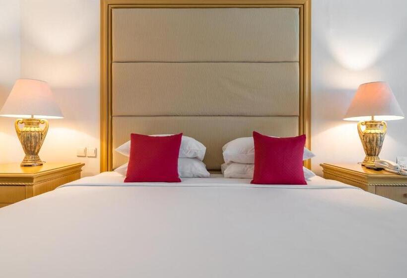 سوییت لوکس, Bintang Bali Resort