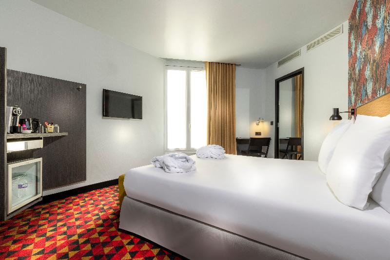 اتاق کلاب, Libertel Canal Saint Martin