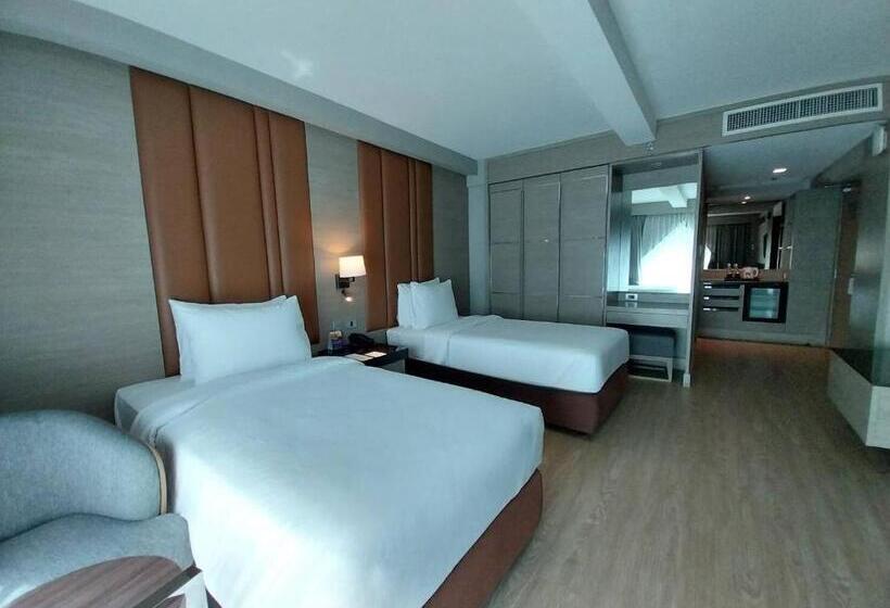 اتاق کلاب, Ramada By Wyndham Bangkok Sukhumvit 11