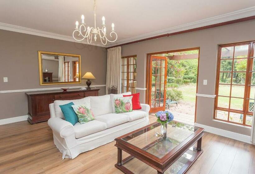 이그제큐티브 스위트, Willowbrook Country House