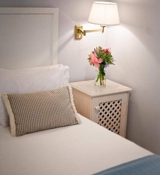 Quarto Basic, Willowbrook Country House