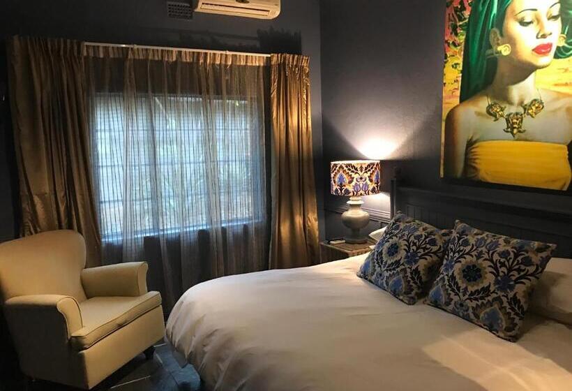 Номер Стандарт, Shangri La Country Hotel & Spa