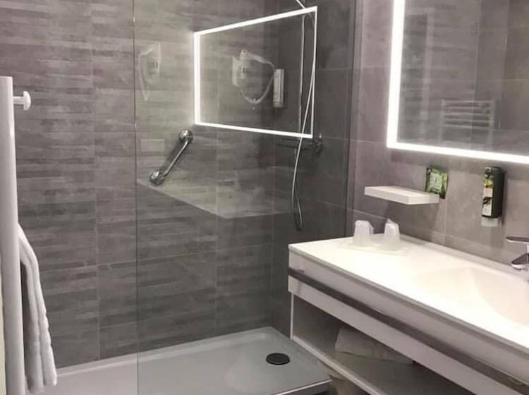 اتاق استاندارد, Logis Hotel Arc En Ciel
